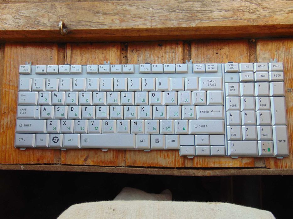 Клавіатура для ноутбука