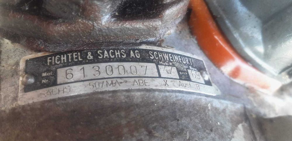 Mota antiga para restaurar