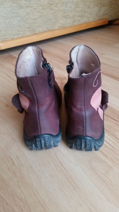 Kozaczki dziewczęce roz. 26, kozaki - skóra naturalna