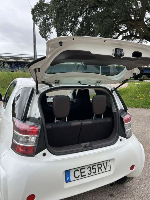 Toyota IQ 1.0 VVTI