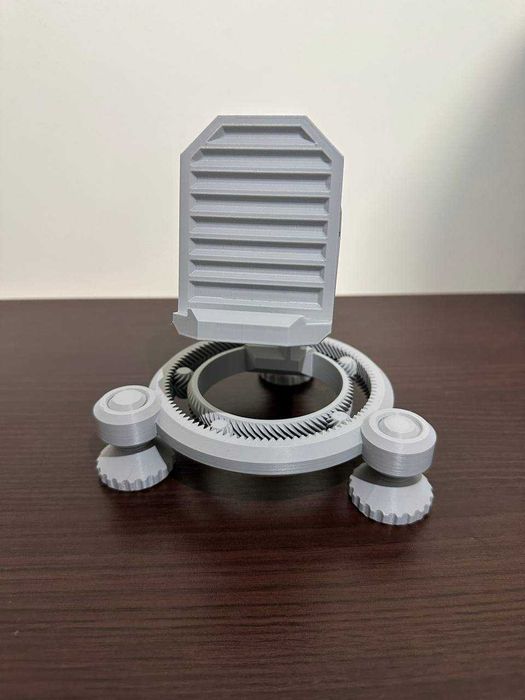Regulowana podstawka na telefon 3D – 30 zł