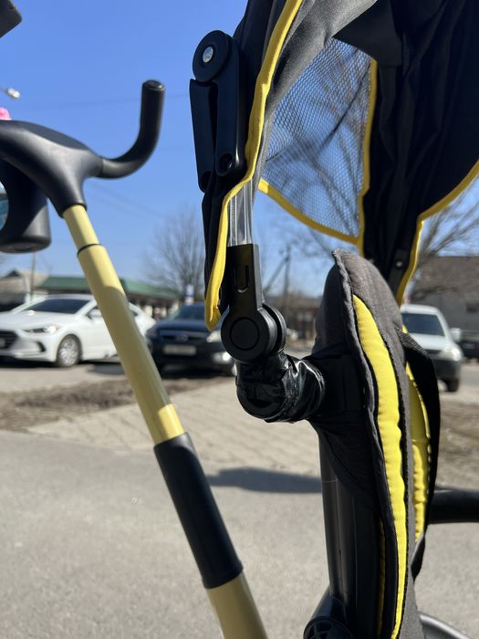 Триколісний велосипед з батьківською ручкою TILLY FLIP T-390  складний