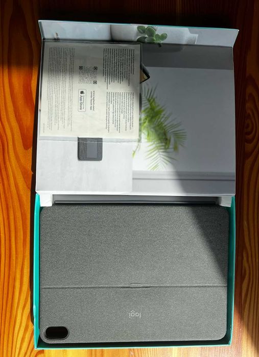 Klawiatura Logitech Combo Touch Do Apple iPad Air 4/5 Generacji 2020/2022