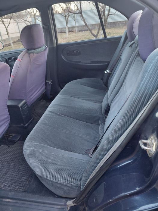 Продам Nissan Primera 1991