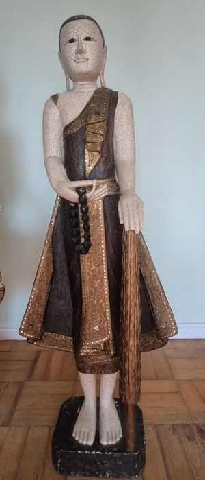 Conjunto de Estátuas Decorativas Orientais em Madeira