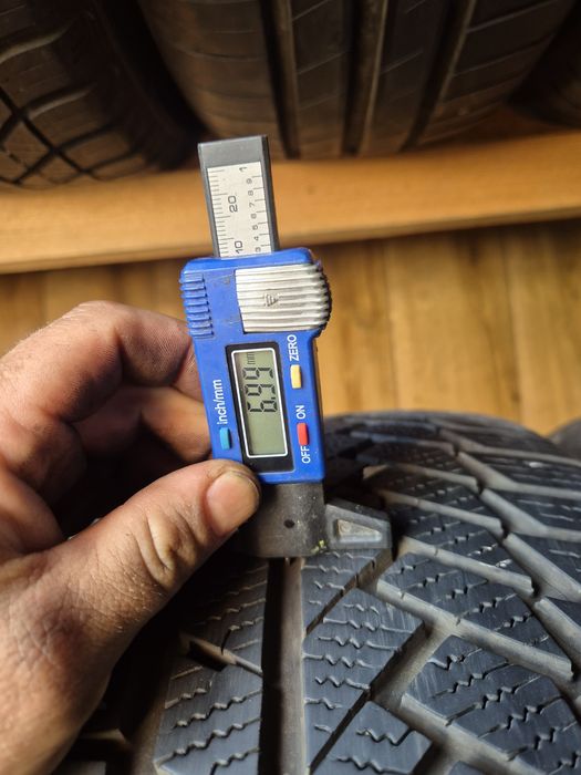235/55/18 Continental para zima 6,99mm 21r