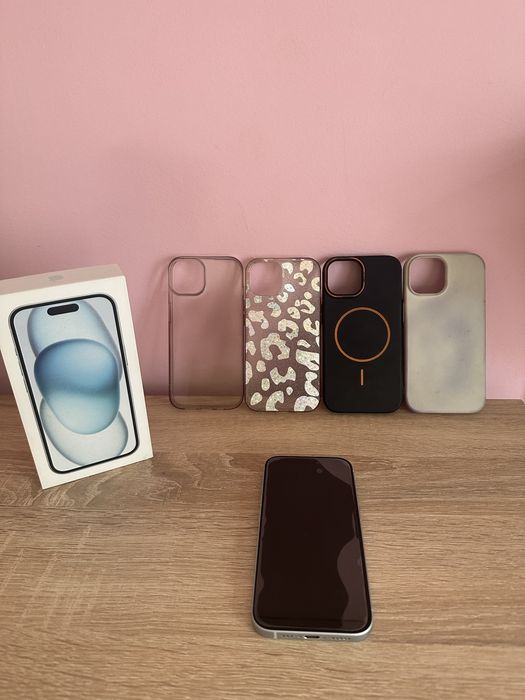 Iphone 15 niebieski