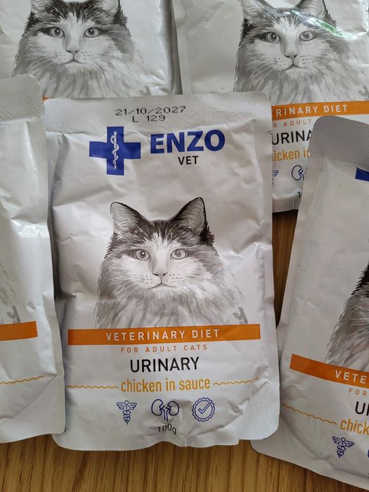 Urinari Enzo vet
