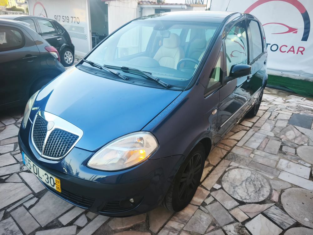 Lancia Musa 1.3 16V M-jet Oro Executive