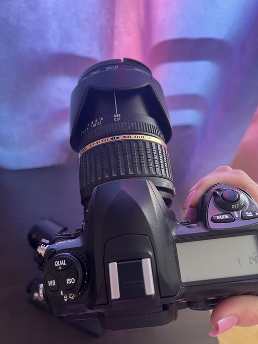 Фотоапарат Nikon D200