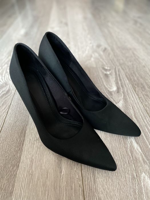 Туфлі фірми Bershka