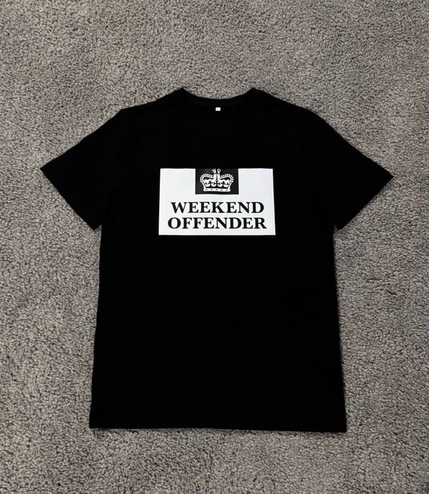 Футболка Weekend Offender / Базова футболка Вікенд Оффендер / Викенд
