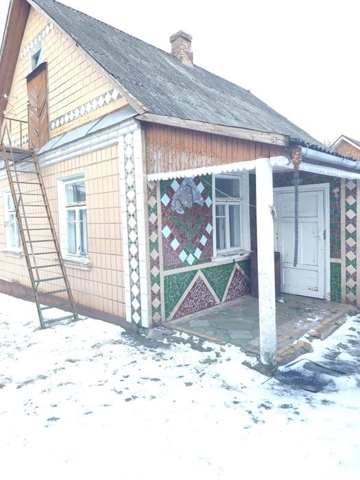 Продаж цегляного будинку Клевань