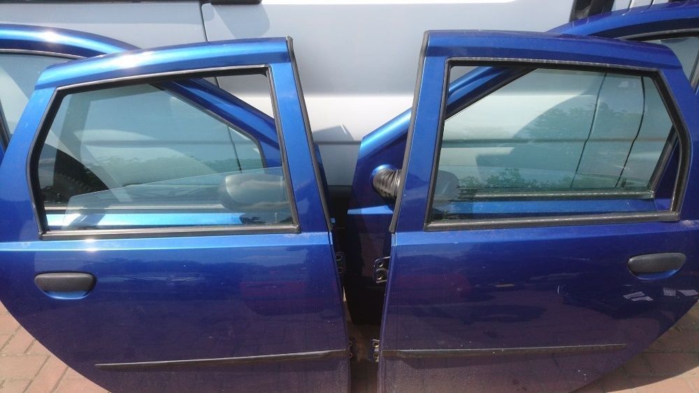 Drzwi Fiat Punto 2 różne kolory P L CZĘŚCI inne różne