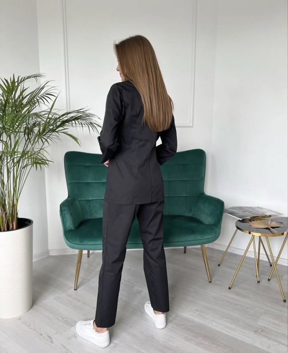 Стильна медична форма