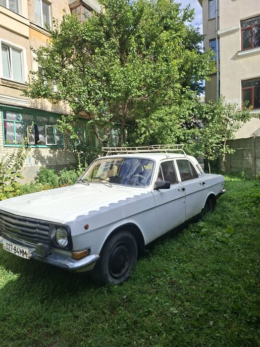 Машина Волга Газ 24