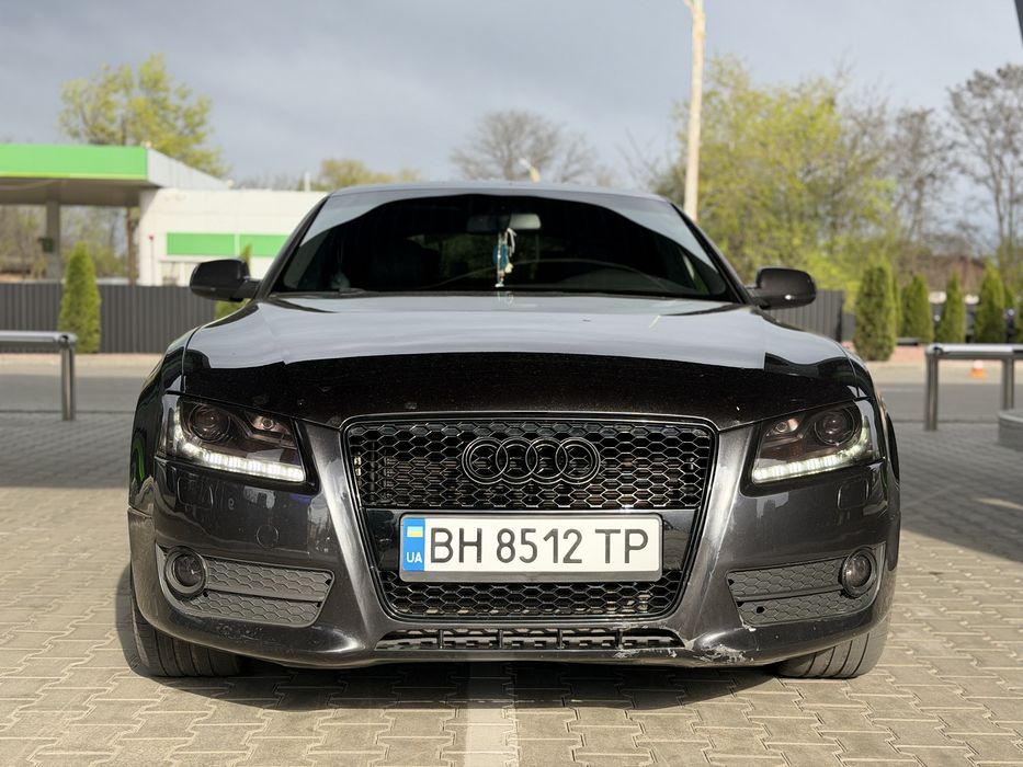продам Audi A5 s line