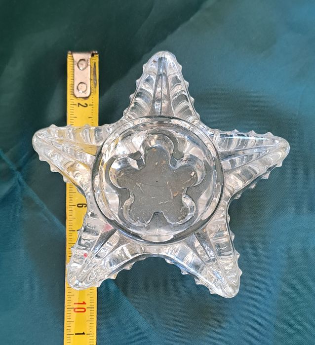 Castiçal em vidro formato estrela