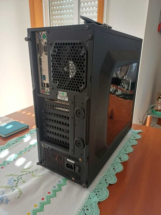 Vendo Gabinete com Processador Intel Core I57600k CPU @ 3.8 GHz Ram 2x 8Gb HyperX Fury, Placa ASUS