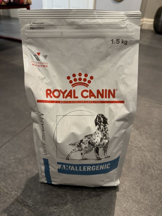 dwa opakowania karmy Royal Canin Anallergenic