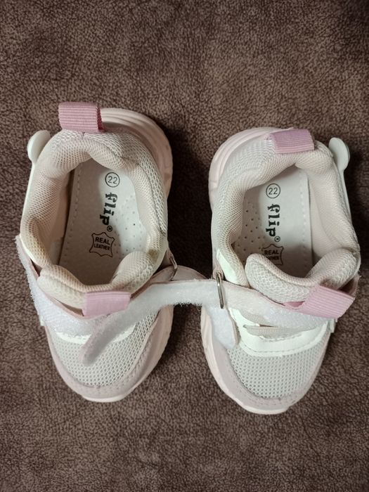 Кросівки рожеві з мигалками розмір 22