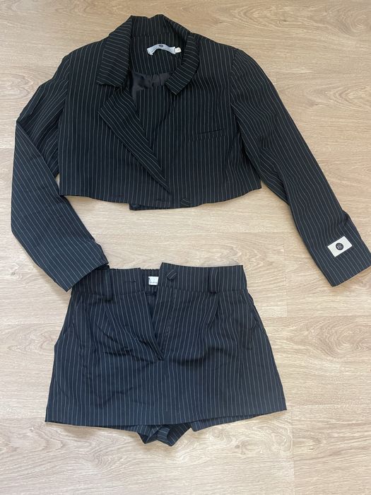 Костюми в гарному стані кожен 850 грн