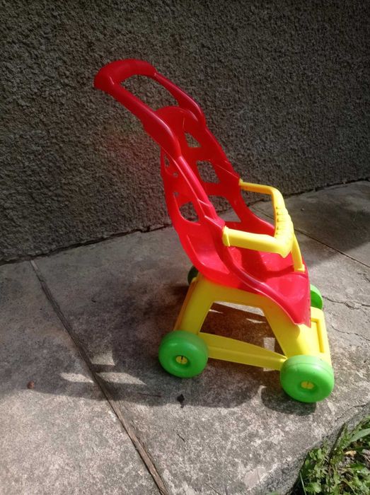 Коляска для ляльки