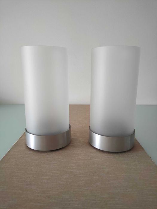 Porta-velas em metal e vidro fosco IKEA