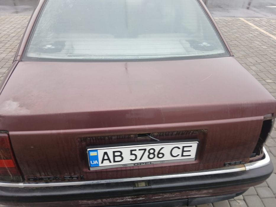 Задня ляда кришка багажніка опель зафіра астра вектра омега меріва а