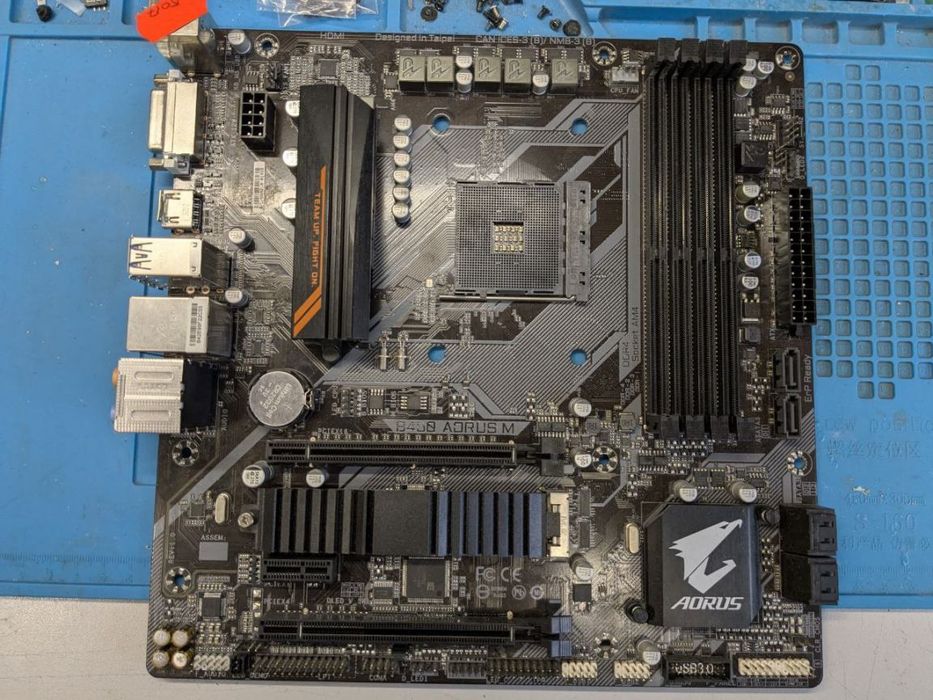 Материнская плата, АМ4