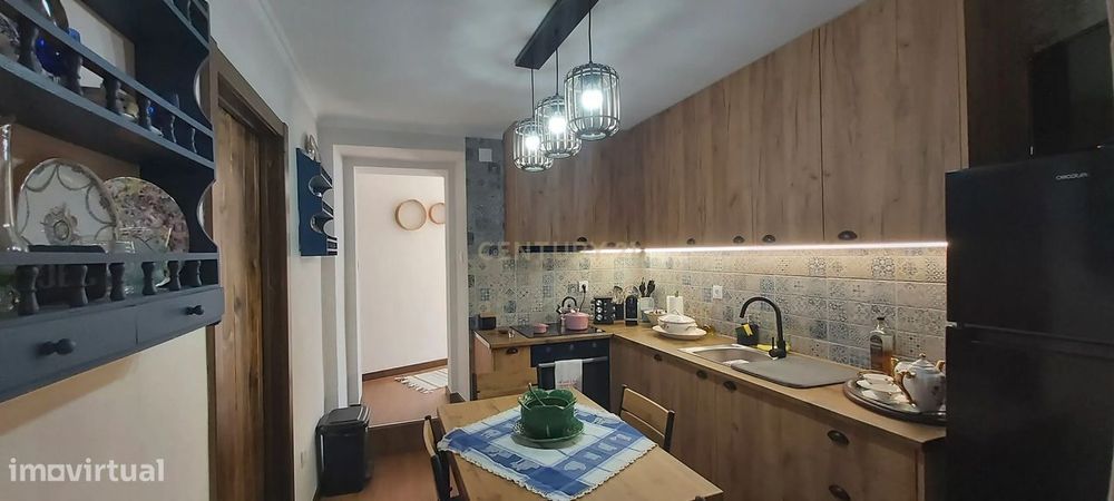 Moradia, Santa Vitória e Mombeja