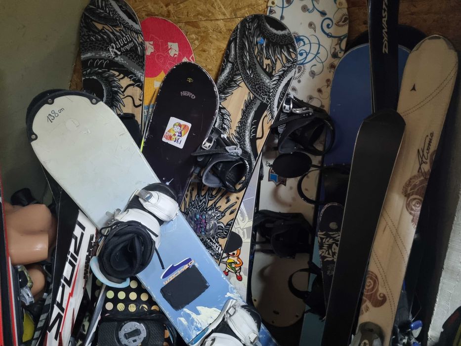 Deska Snovbord   149cm +Wiązania Raven rental.