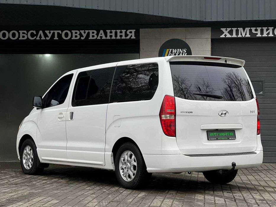 Hyundai H-1 2012