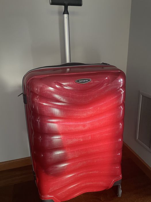 Walizka Samsonite Lite Curv