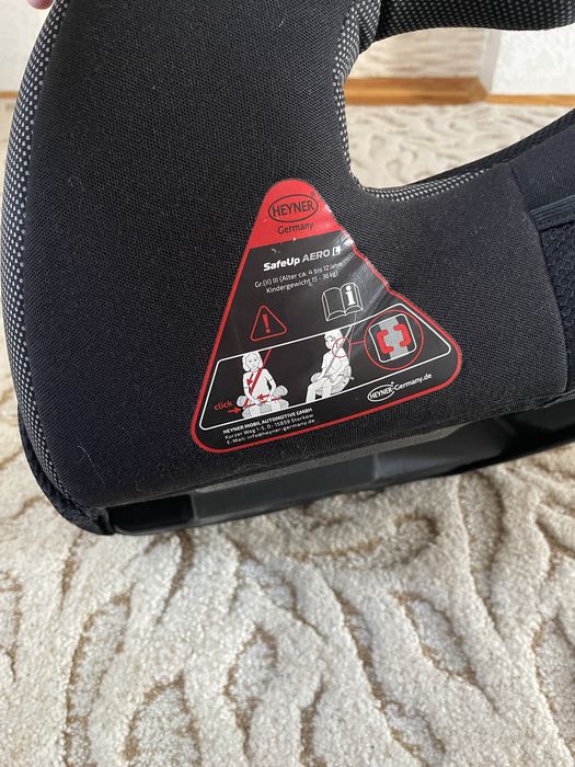 Автокрісло, бустер SafeUp AERO L, Heyner, 15-36kg, 4-12 років, Чорний