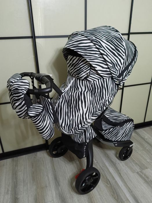 Коляска Stokke Xplory V6 3в1 prada milano zebra. Стан нової