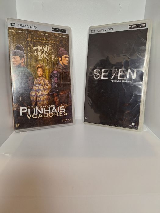9 jogos e 2 filmes UMD  (PSP não incluida!)