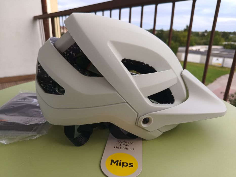 Kaski rowerowe z MIPS Cannondale