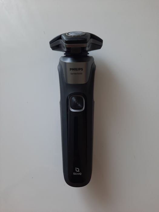 Электробритва Philips 5000