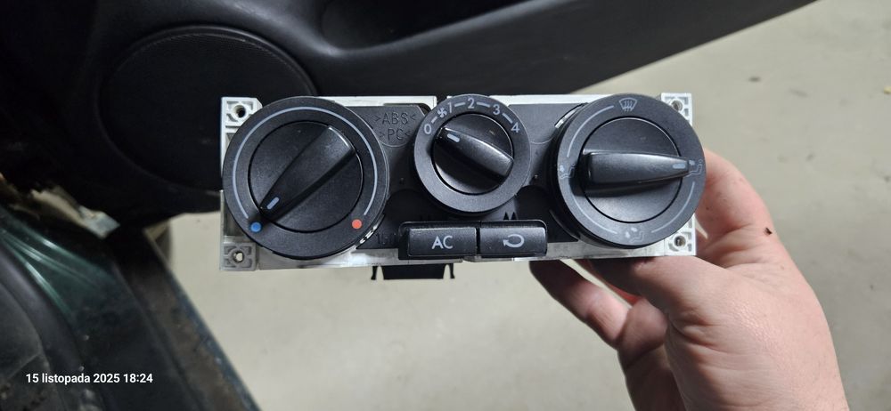 Panel klimatyzacji manual golf 4 bora passat B5
