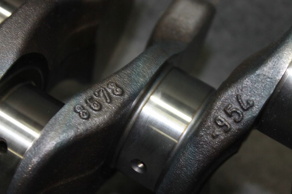 bmw g30 g11 g14 g05 g06 g07 4.0i b58b30c wał korbowy 8678953