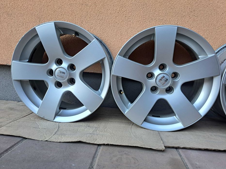 Alu Felgi Aluminiowe 5x100 15 Cali Seat Skoda Volkswagen