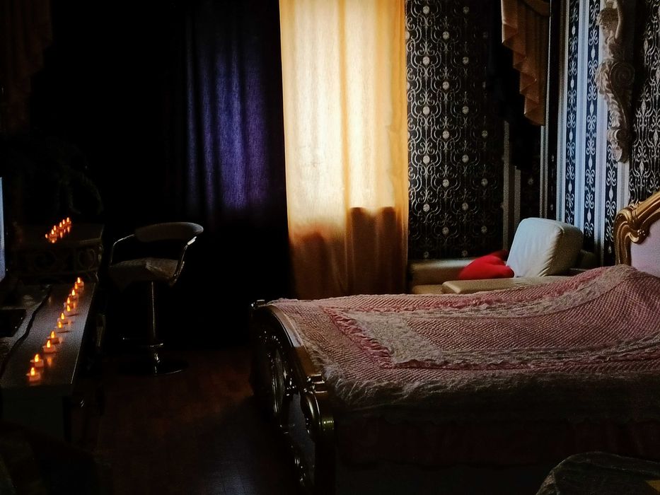 Погодинно, подобово - 3 поверх Маяковського 1 В у парка, для 5 людей!