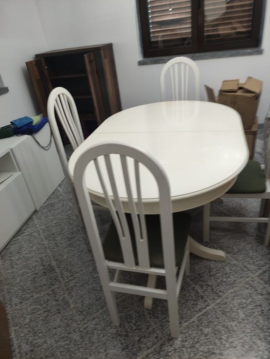 Mesa sala e 4 cadeiras