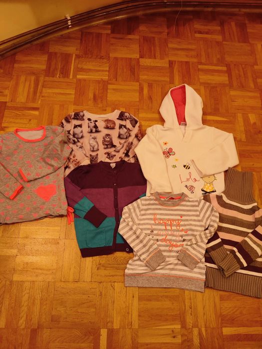 Zestaw ubrań na wzrost 110/116