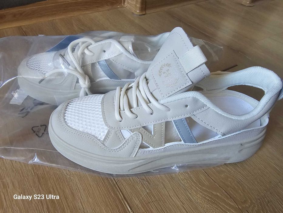 Buty damskie w atrakcyjnej cenie rozmiar 39  - 3 pary okazja