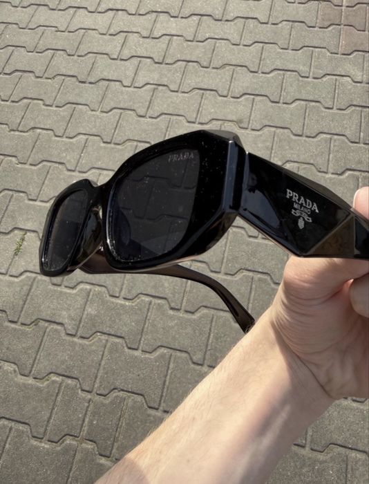 Okulary przeciwsłoneczne prada