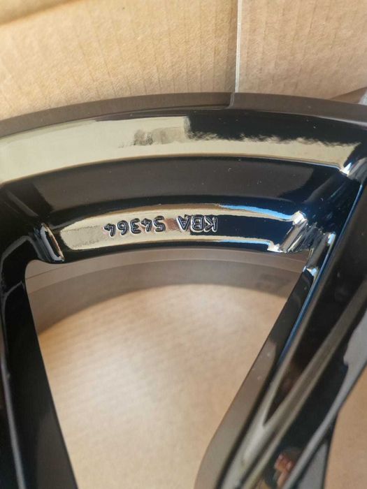 Nowe Alufelgi 18" Toyota Rav4 C-HR Auris Avensis Prius+  Czarny Połysk