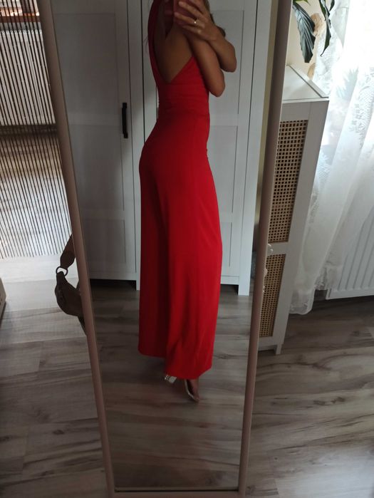Kombinezon czerwony elegancki kobiecy długi XS odkryte plecy