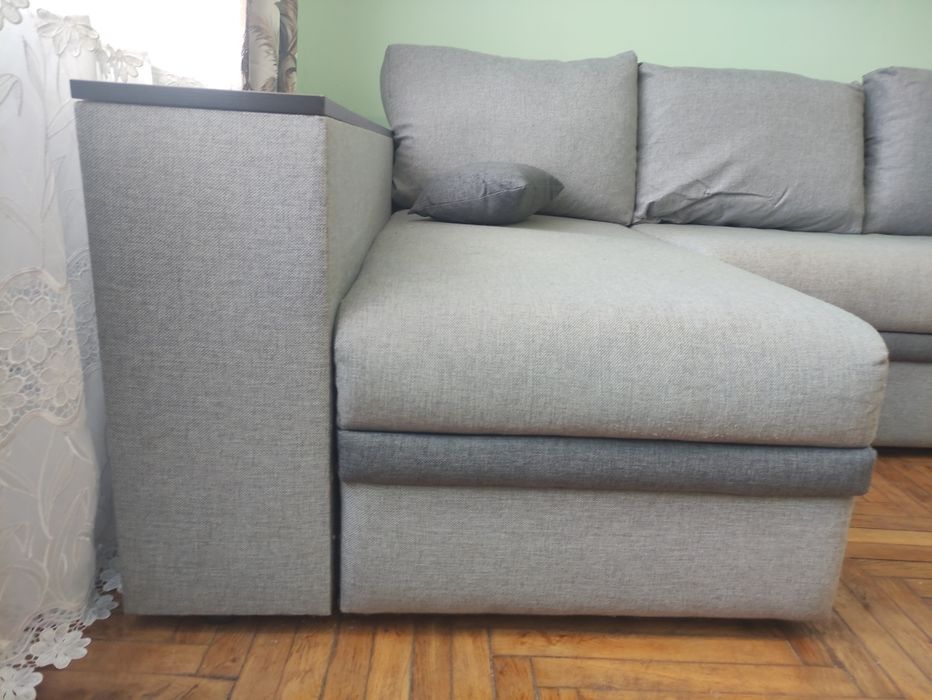 М'які меблі,  куток для вітьльні